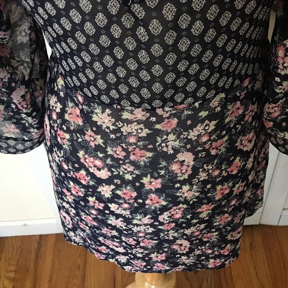 ‼️SOLD‼️Jessica Simpson Hanky Hem Maternity Blouse - Picture 11 of 13